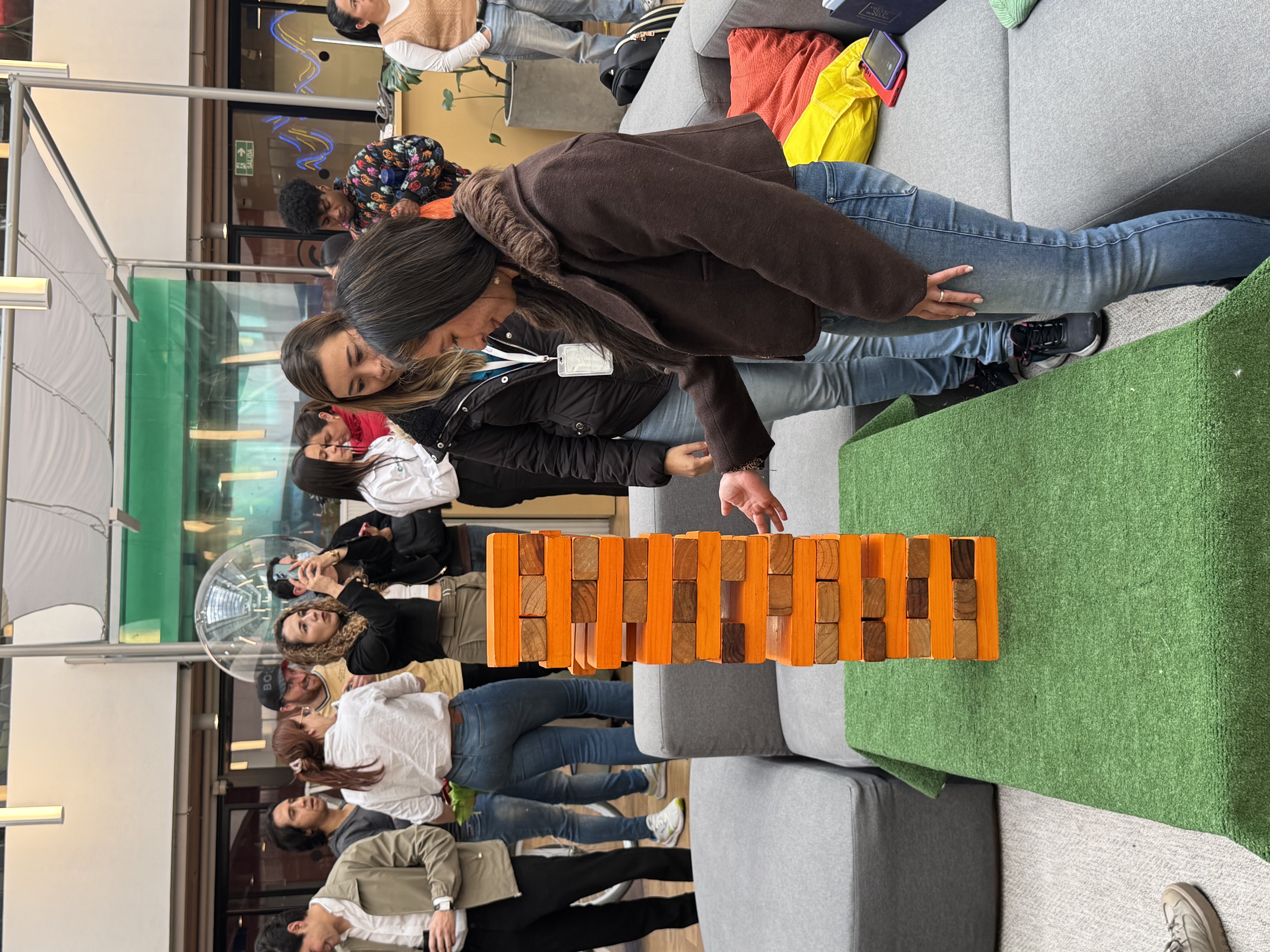 Ponente interactuando con el público